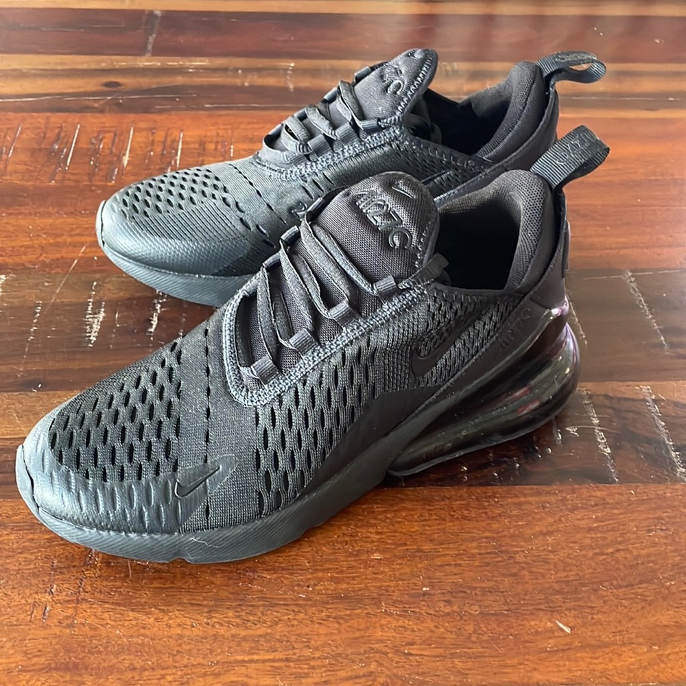 Nike Airmax 270 black 5Y